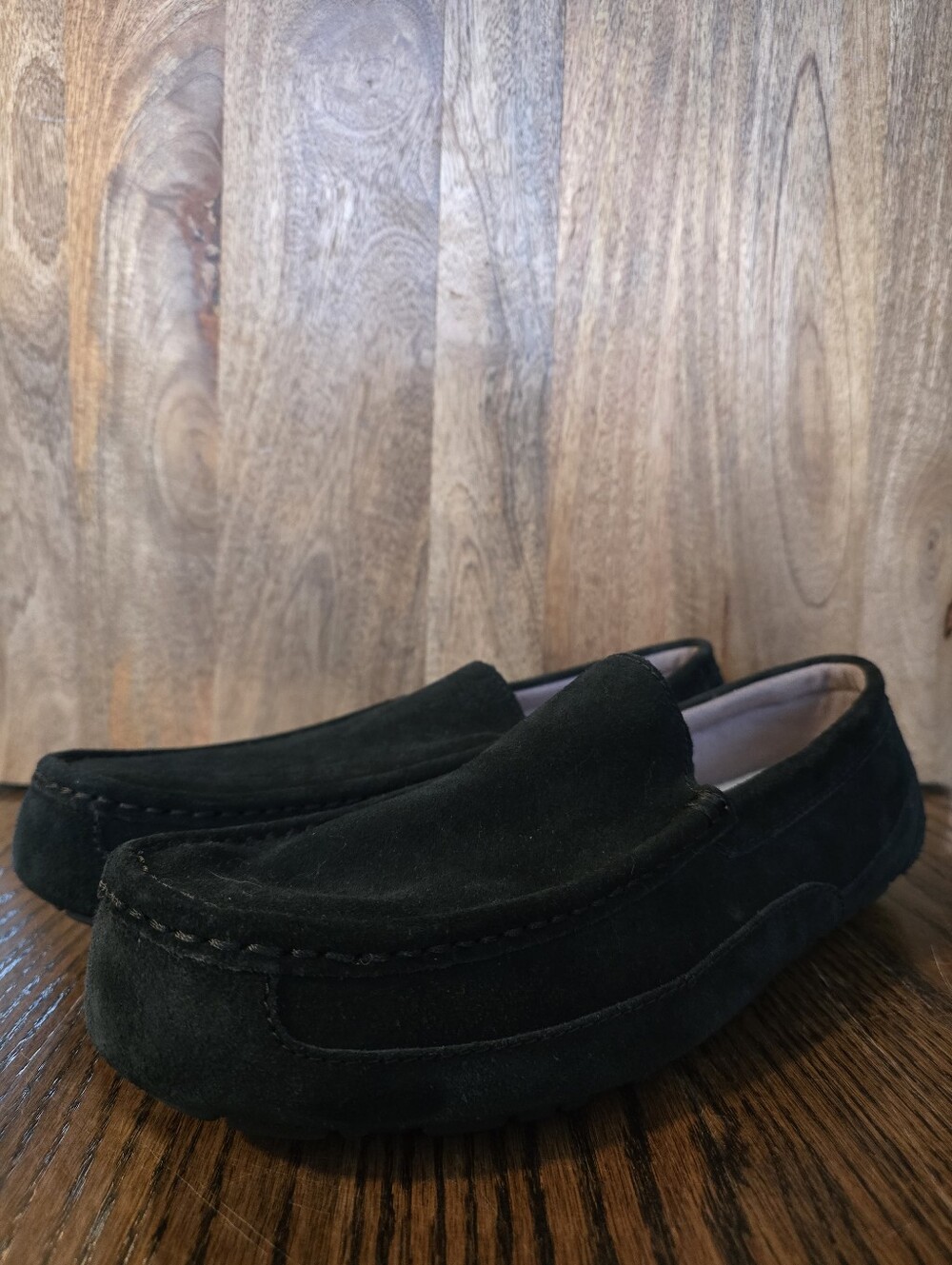 UGG Ascot Men's 13 Slipper